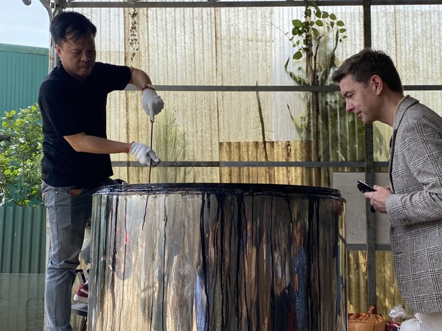 Đại sứ EU mục sở thị nơi trồng cacao ngon nhất thế giới tại Việt Nam - Ảnh 2