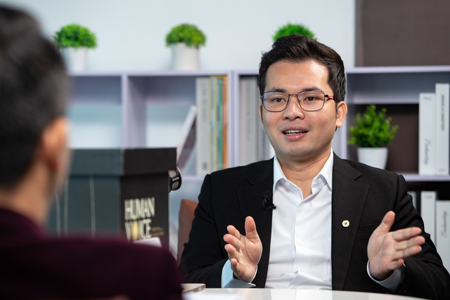 "Cứ chuyển đổi đi, lỗ tôi chịu" - Một công ty mua 1.000 xe VinFast chưa lộ diện ngoài đời để về cày tiền - Ảnh 4