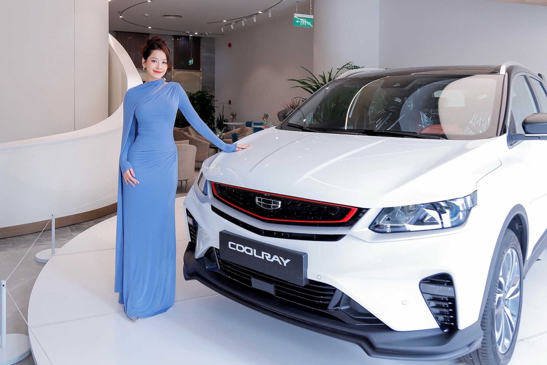 Chi Pu lần đầu tiên lái xe Geely: "Đây chính là một chiếc xe mình muốn có ngay lập tức!" - Ảnh 3