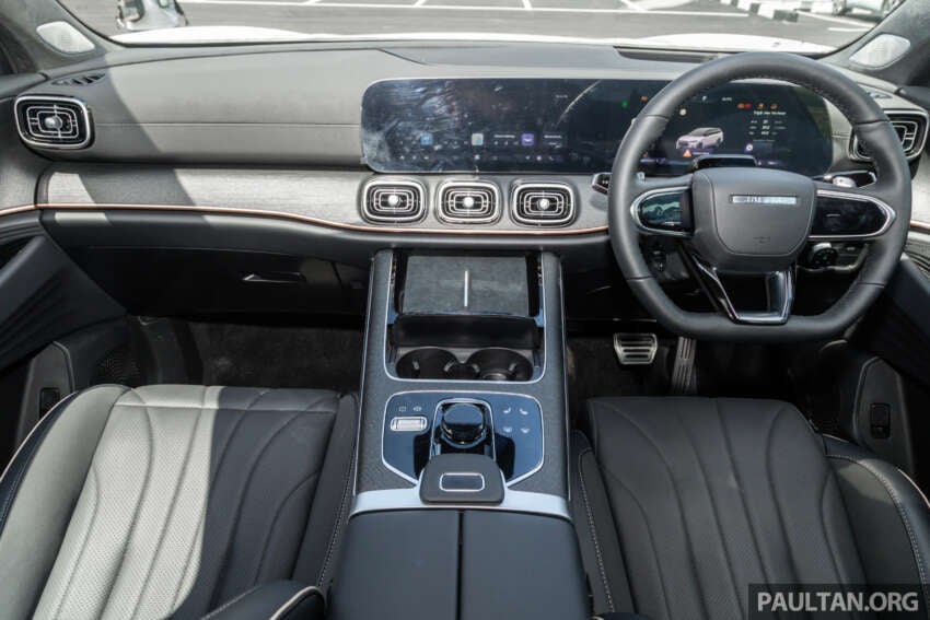 Hãng xe xây nhà máy 20.000 tỷ tại Việt Nam sắp ra mắt tại ĐNA mẫu SUV ngang cỡ Santa Fe, đi một mạch từ Hà Nội đến Nha Trang mới cần đổ xăng - Ảnh 4