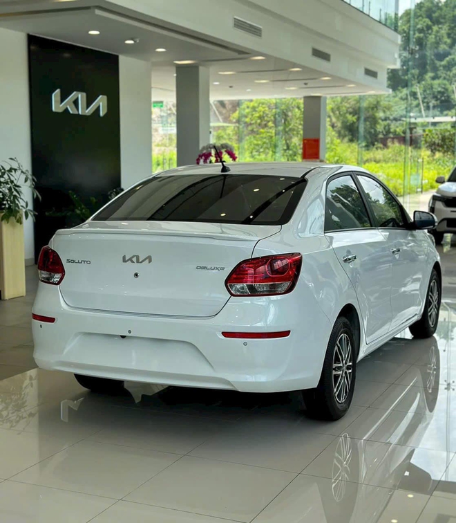 Kia Soluto bỏ bớt phiên bản, giá thực tế bản 'cao nhất' ở đại lý xuống ngang Morning - Ảnh 6