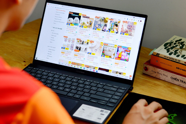 VCCI: Người bán nhỏ dễ bị sàn thương mại điện tử áp đặt chính sách bất lợi - Ảnh 1