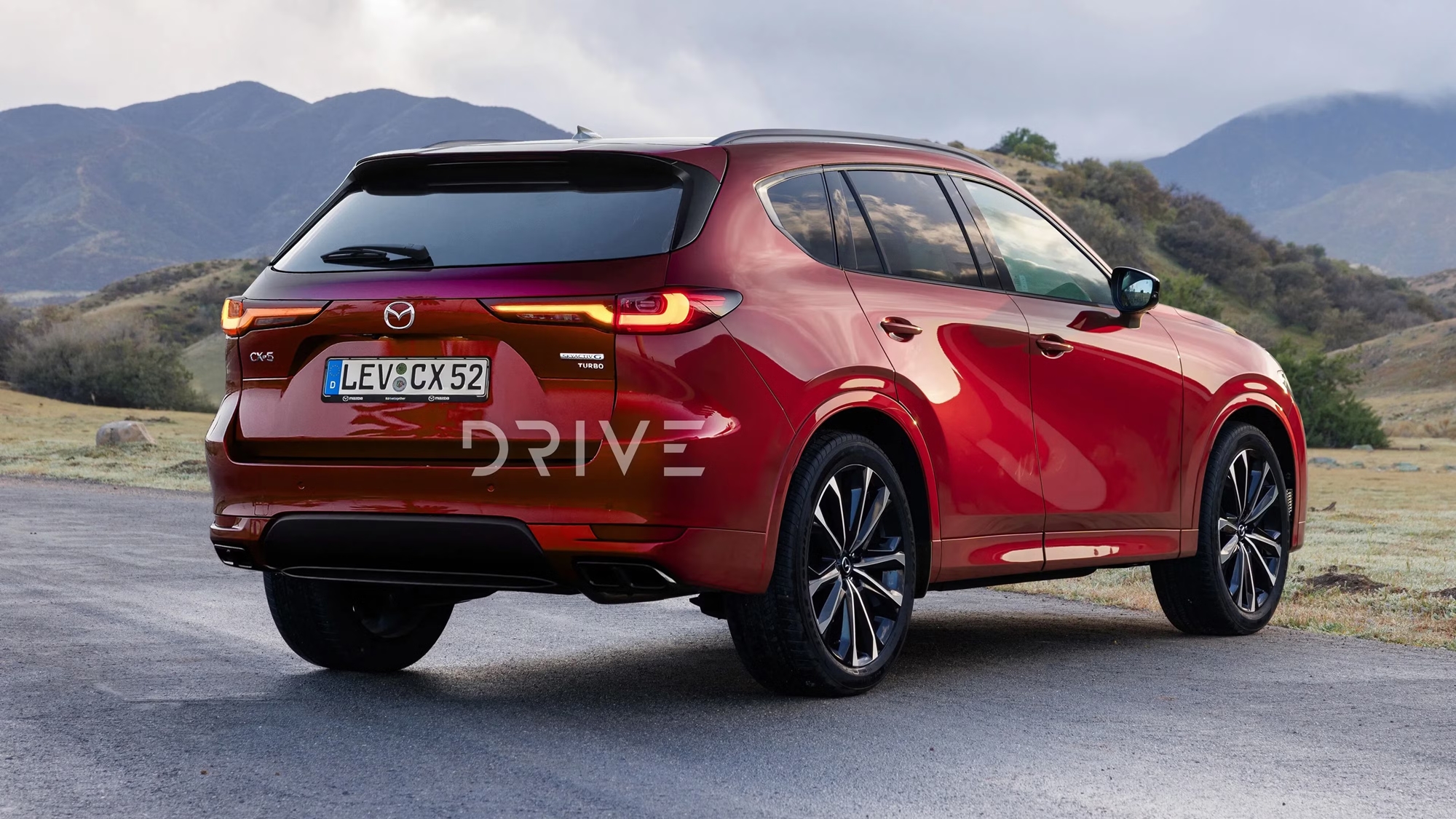 Mazda CX-5 thế hệ mới sẽ có phiên bản thuần điện, bản hybrid dự kiến ra mắt trước vào cuối năm nay, nội thất hứa hẹn 'lột xác' - Ảnh 8