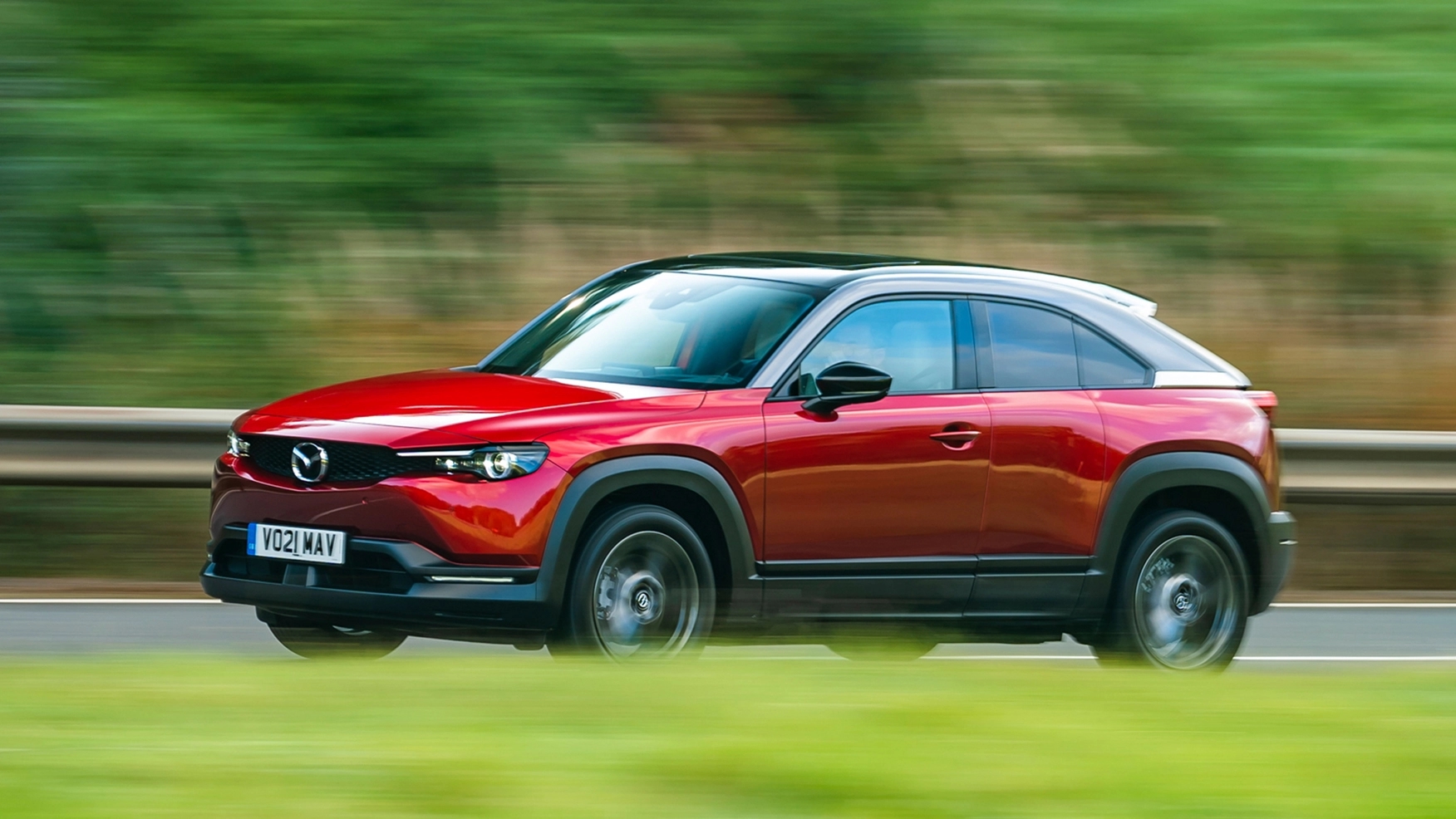 Mazda CX-5 thế hệ mới sẽ có phiên bản thuần điện, bản hybrid dự kiến ra mắt trước vào cuối năm nay, nội thất hứa hẹn 'lột xác' - Ảnh 2