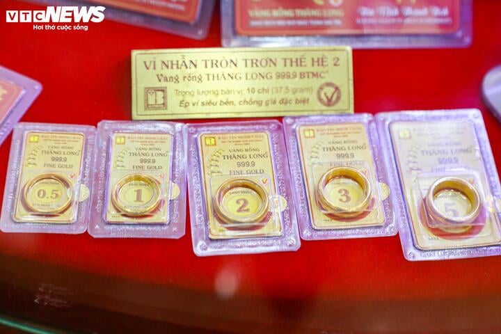 Giá vàng tăng dữ dội thế nào từ đầu năm 2025? - Ảnh 2