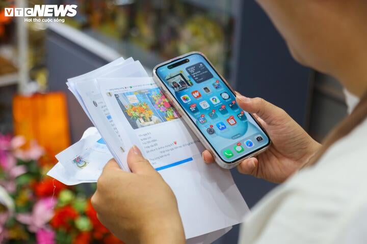 Khách hàng đổi 'gu', săn mua sen đá độc lạ dịp 8/3 - Ảnh 8