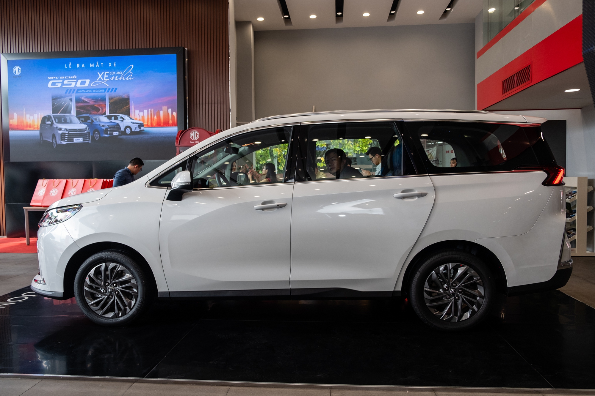 MG G50 giá từ 559 triệu tại Việt Nam: To hơn Innova Cross, không có ADAS - Ảnh 3