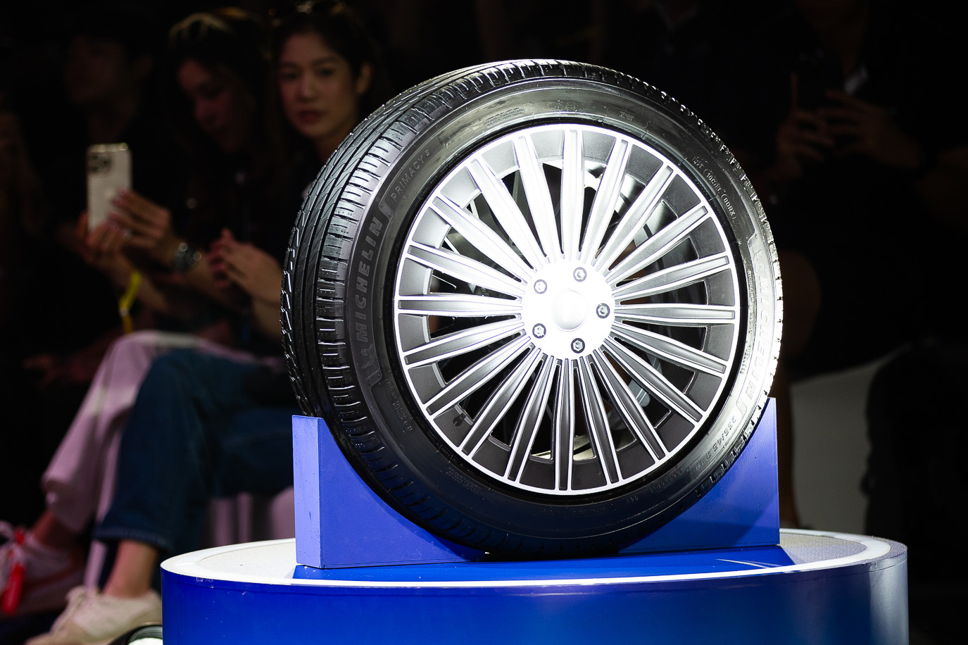 Test lốp Michelin mới cho khách Việt: Giảm ồn, giảm rung, lâu phải thay hơn, dùng được cho cả xe xăng, điện - Ảnh 1