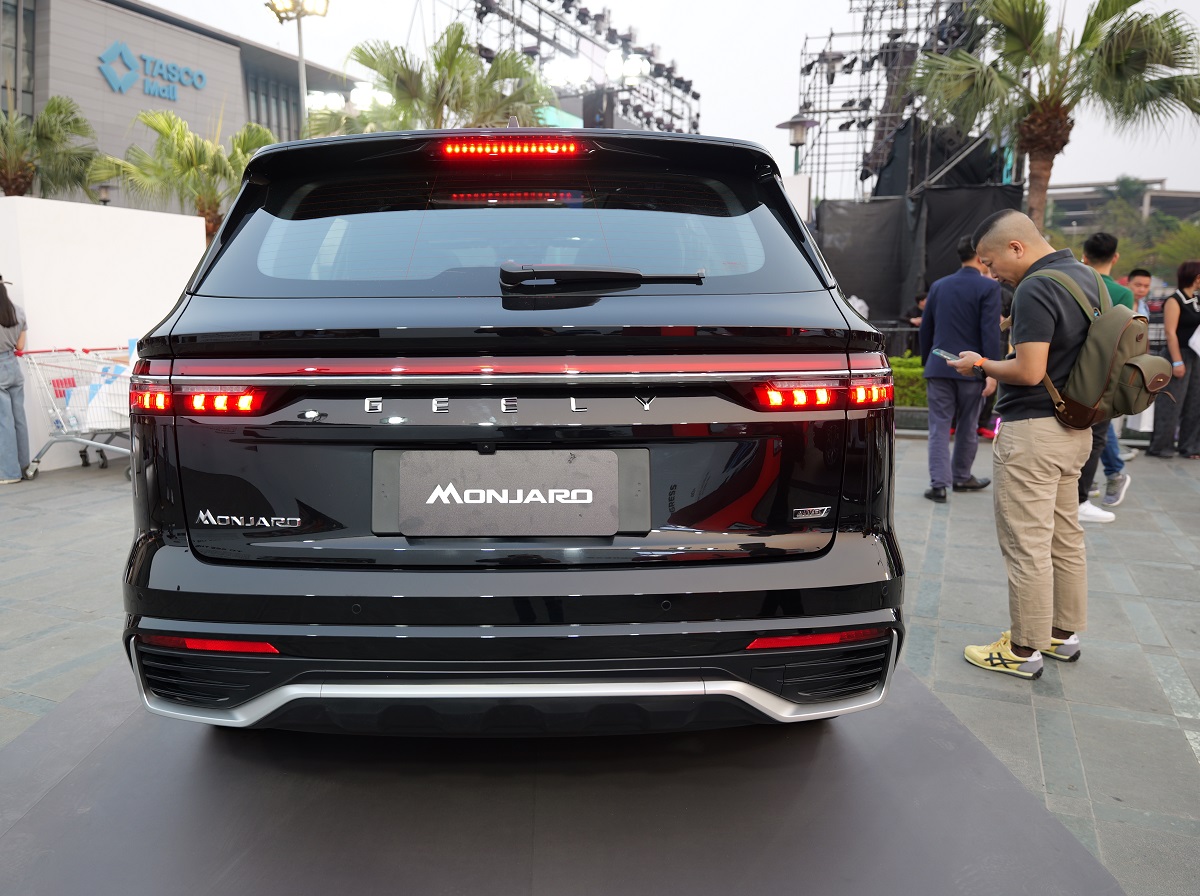 Ngắm xe gầm cao cỡ D đẹp phảng phất Volvo, Audi vừa đến Việt Nam, Santa Fe "dè chừng" - Ảnh 3