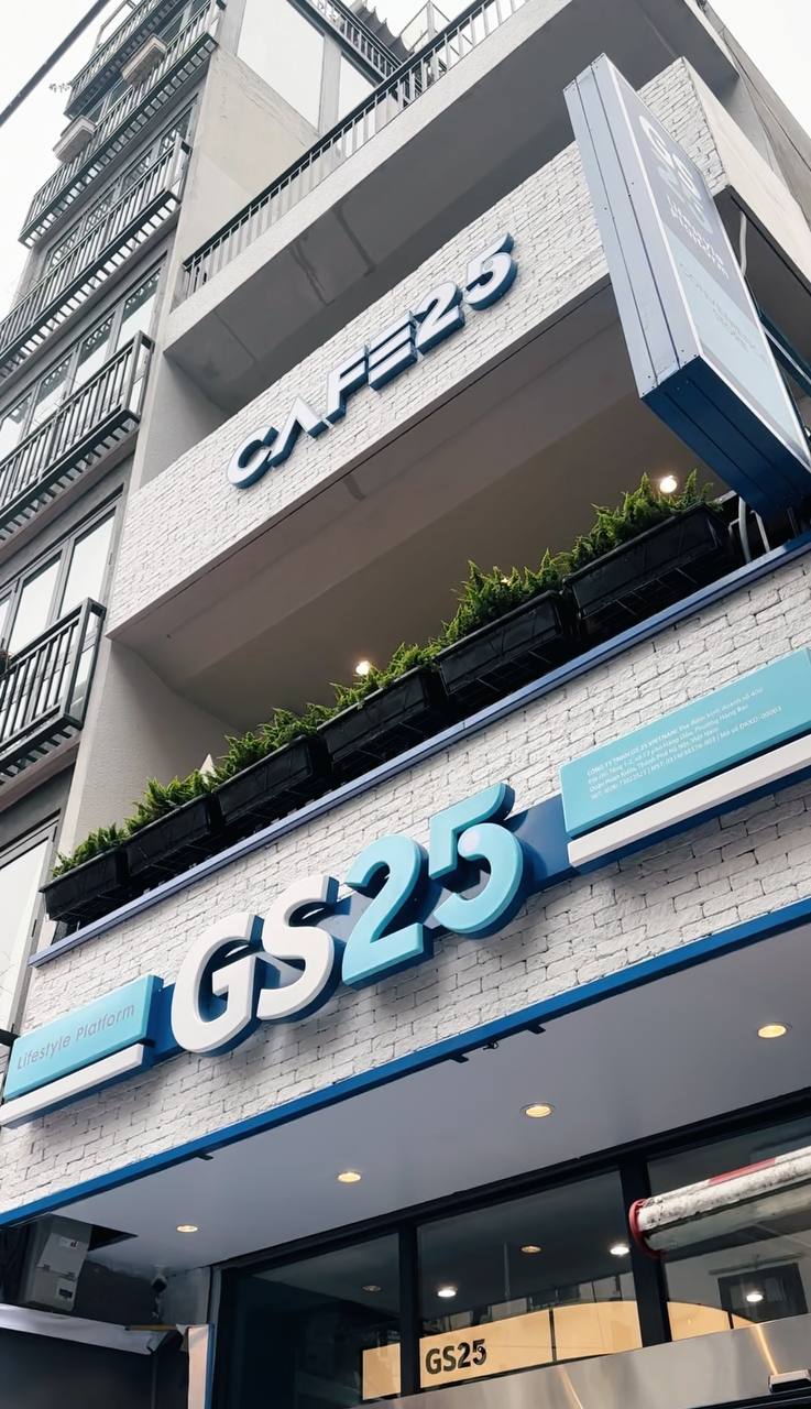 Chưa khai trương mà GS25 ở Hà Nội đã đông nghịt, netizen bất ngờ phát hiện 1 điều về vị trí các chi nhánh - Ảnh 10
