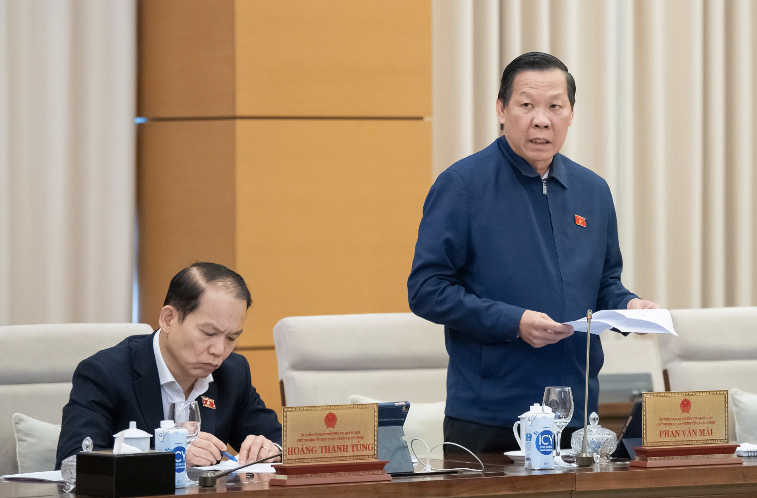 Đề xuất tiếp tục đánh thuế tiêu thụ đặc biệt với xăng và điều hòa - Ảnh 3