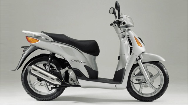 Xe tay ga SH sang chảnh nhưng vẫn chỉ bằng một góc so với xe 'khủng' nhất Honda đang bán tại Việt Nam - Ảnh 3