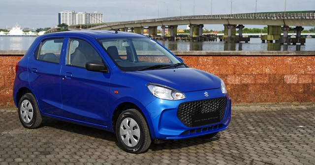 Xe siêu rẻ của Suzuki có bản 'pro max': 6 túi khí, giá quy đổi 123 triệu đồng - rẻ ngang Honda SH - Ảnh 1