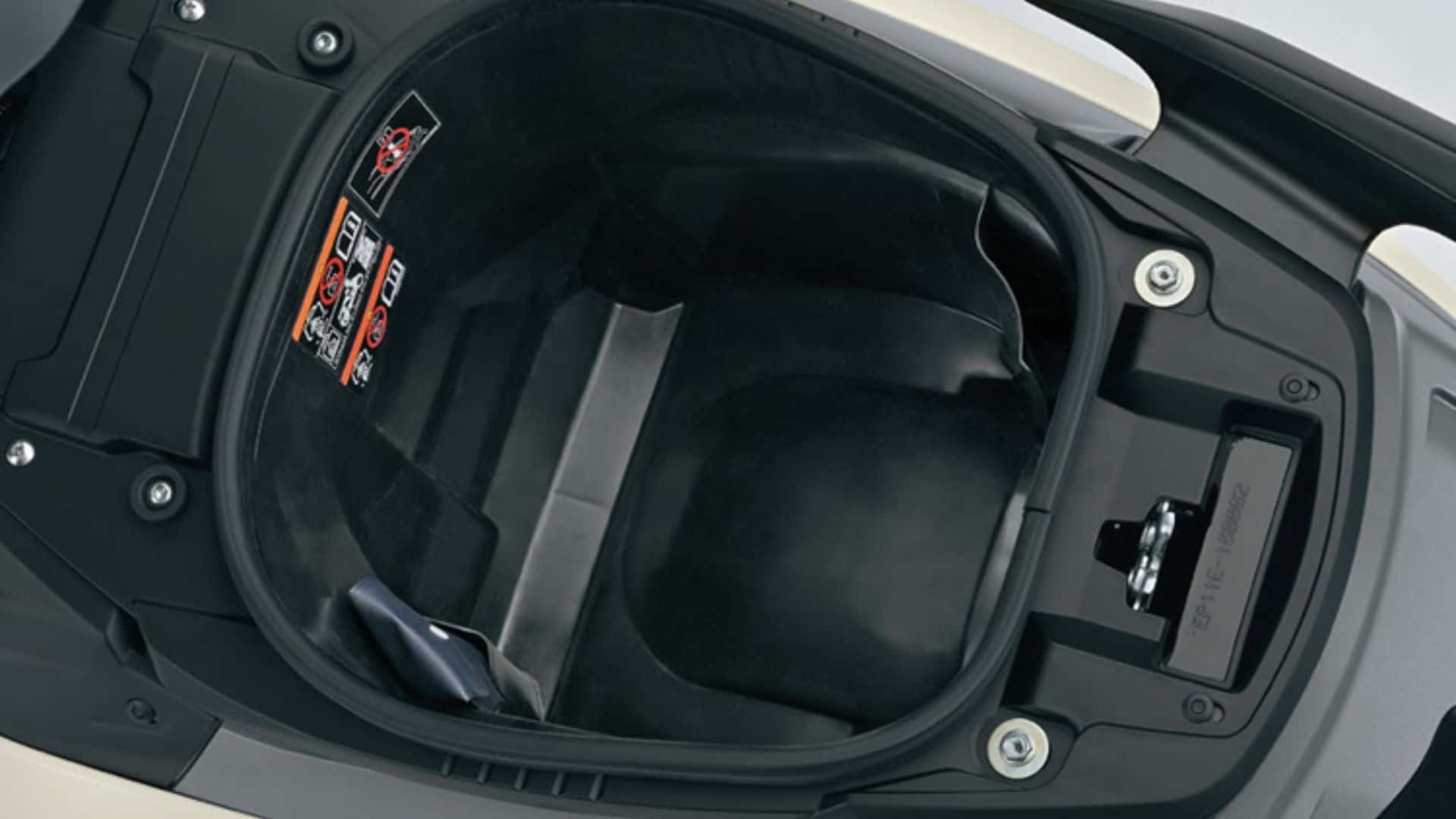 Chi tiết về chiếc xe tay ga điện đầu tiên của Suzuki: Quyết tâm vượt mặt Honda và Yamaha - Ảnh 3