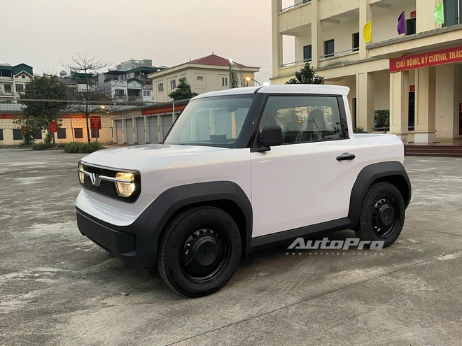 Gặp thợ Việt biến VinFast VF 3 thành bán tải, giải yêu cầu khó từ chủ xe: 'Sẽ tiếp tục nâng cấp để có phiên bản hoàn thiện hơn' - Ảnh 1