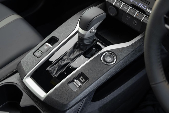 Mitsubishi Xforce HEV ra mắt: Giá quy đổi từ 683 triệu đồng, có ADAS, camera 360, đấu Yaris Cross HEV bằng máy 1.6L hybrid - Ảnh 4