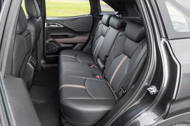 Mitsubishi Xforce HEV ra mắt: Giá quy đổi từ 683 triệu đồng, có ADAS, camera 360, đấu Yaris Cross HEV bằng máy 1.6L hybrid - Ảnh 8