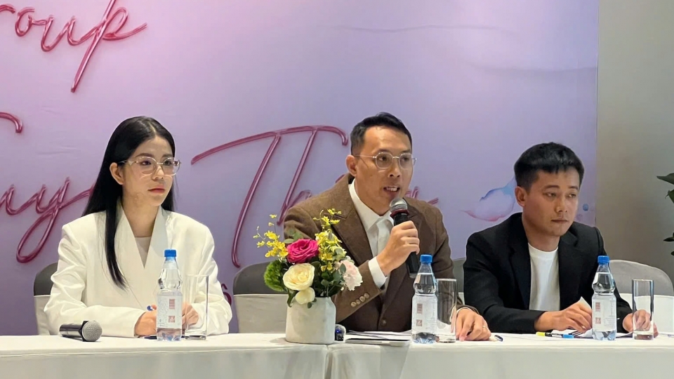 Lập biên bản vụ Quang Linh, Hằng Du Mục tổ chức gặp mặt báo chí khi chưa được phép - Ảnh 2