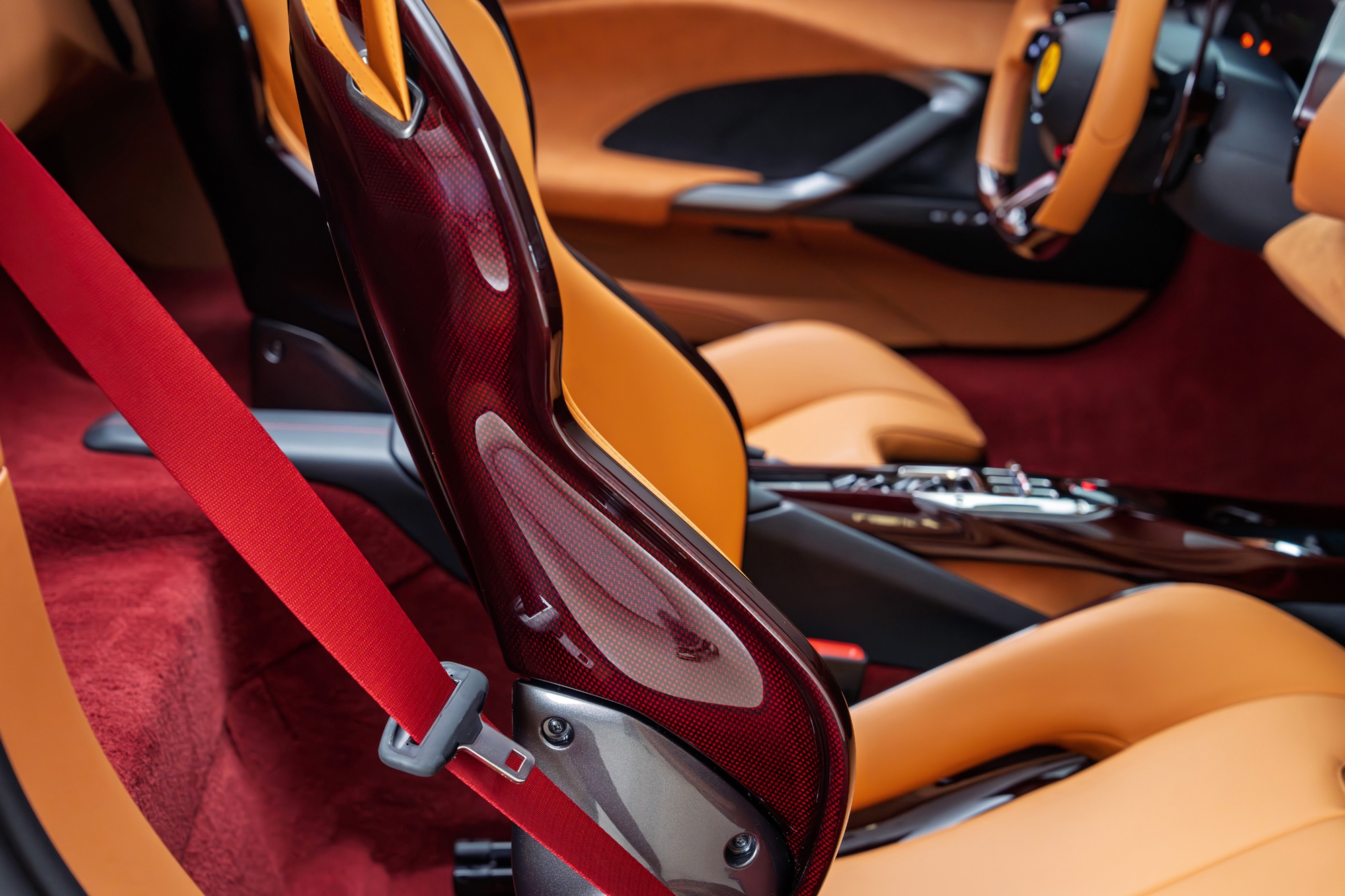 Ảnh thực tế Ferrari 296 GTS độc nhất Việt Nam: Màu sơn giống xe đua F1, nhiều chi tiết hiếm có trên siêu xe trong nước - Ảnh 11