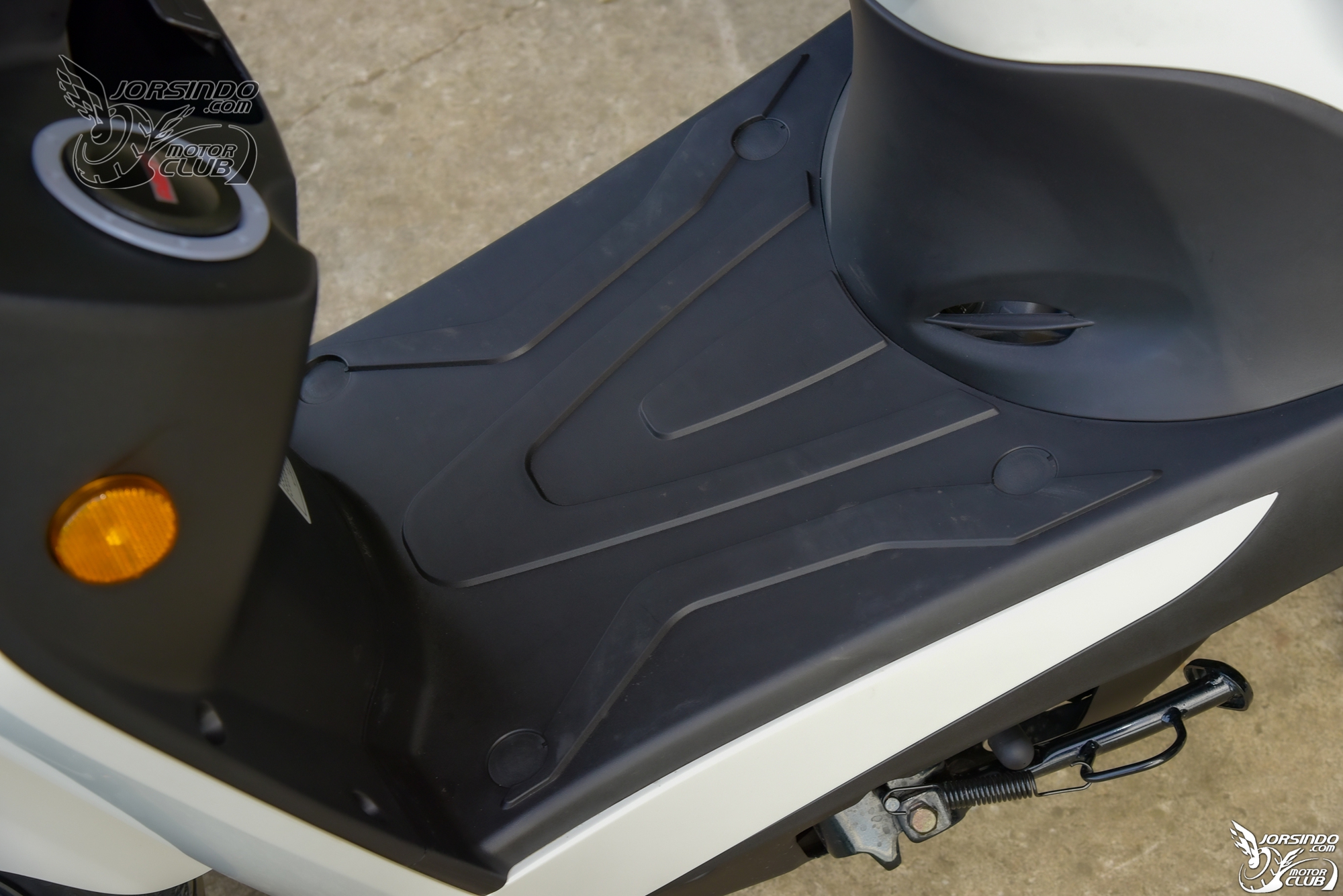 Ở Việt Nam có 2 mẫu xe tay ga vừa ra mắt: Một mẫu ăn xăng 1,9L/100km, một mẫu khỏe gấp 3 lần Vision - Ảnh 10