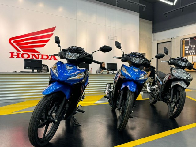 Xe số độc lạ của Honda về Việt Nam: Khỏe hơn Future, ăn xăng 1,8 lít/100km - giá hấp dẫn - Ảnh 1