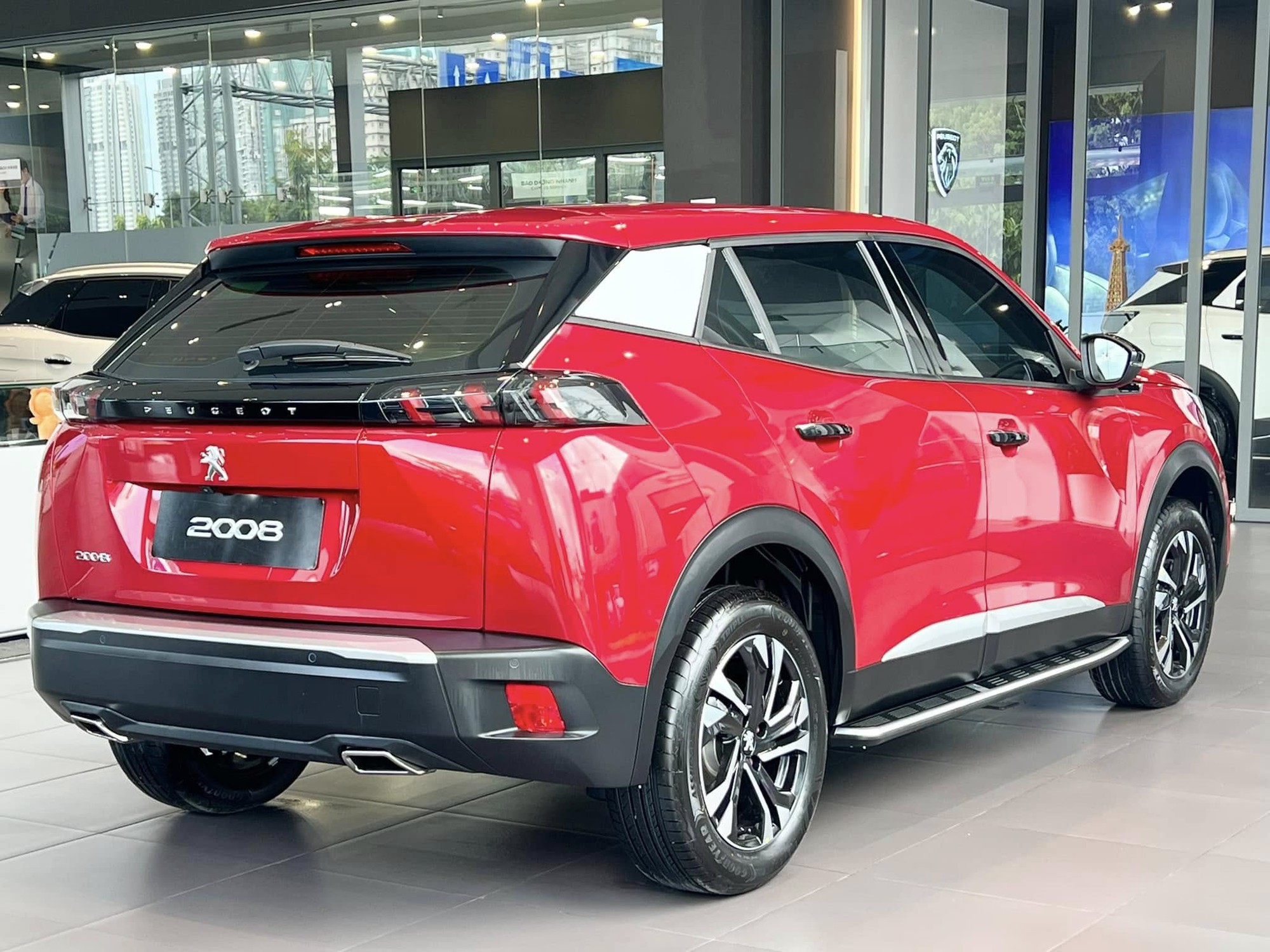 Loạt xe mới ra mắt Việt Nam năm nay đã giảm giá: Carnival hybrid dưới 1,8 tỷ, 2008 còn hơn 680 triệu cạnh tranh Xforce - Ảnh 2