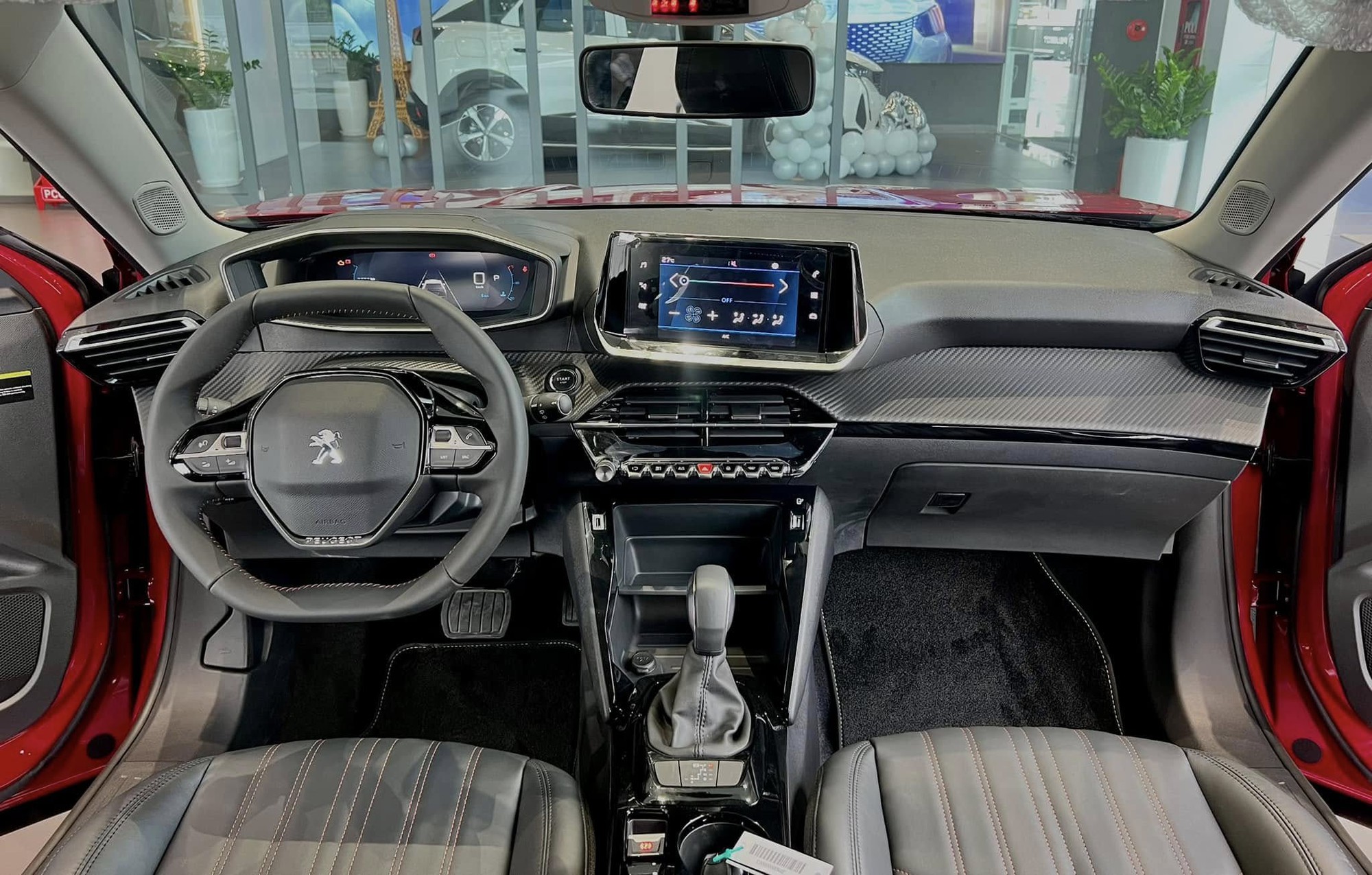 Loạt xe mới ra mắt Việt Nam năm nay đã giảm giá: Carnival hybrid dưới 1,8 tỷ, 2008 còn hơn 680 triệu cạnh tranh Xforce - Ảnh 3