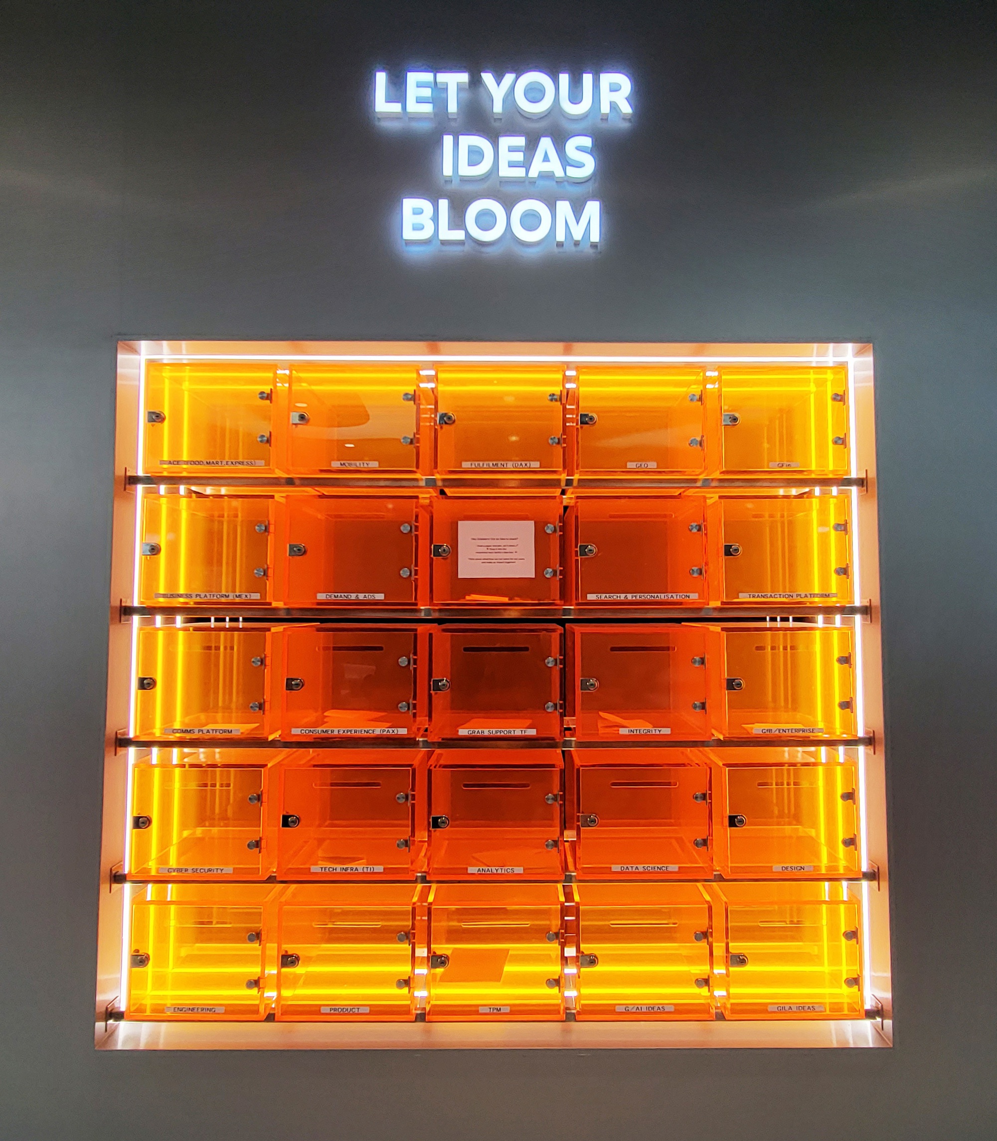 Bên trong trụ sở chính của Grab tại Singapore: Bố trí từ phòng gym, phòng karaoke đến "nhà trẻ thu nhỏ", phòng họp theo chủ đề thể thao để thúc đẩy tinh thần nhân viên - Ảnh 5