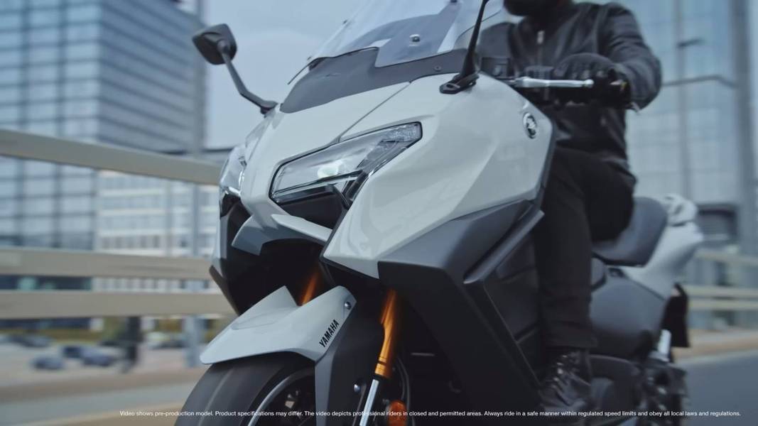 Yamaha T-Max 2025 ra mắt: Chùm cuối xe tay ga của nhà Yamaha có nâng cấp gì nổi bật? - Ảnh 3