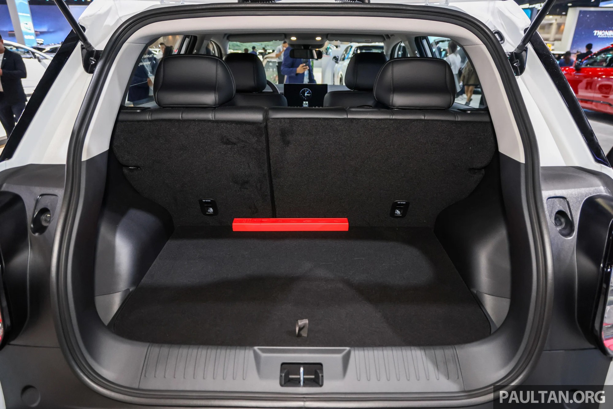 Mẫu xe hatchback thiết kế cực đẹp khuấy đảo thị trường, giá quy đổi ngang Hyundai Grand i10 - Ảnh 9