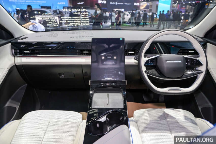 'Tân binh' SUV điện của thương hiệu Nguyễn Xuân Son làm đại sứ hứa hẹn về Việt Nam: ngoại hình như Range Rover, chạy hơn 400 km một lần sạc - Ảnh 4