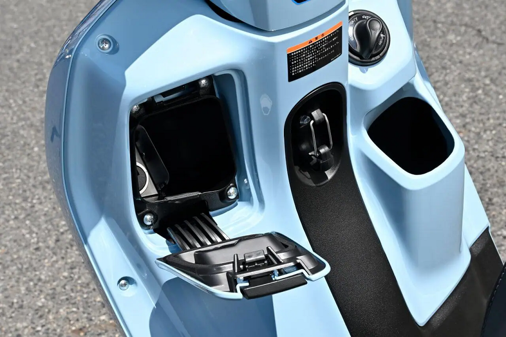 Yamaha Fazzio Blue Core Hybrid ra mắt: 'Cứu tinh' cho dân văn phòng mùa xăng tăng giá! - Ảnh 3