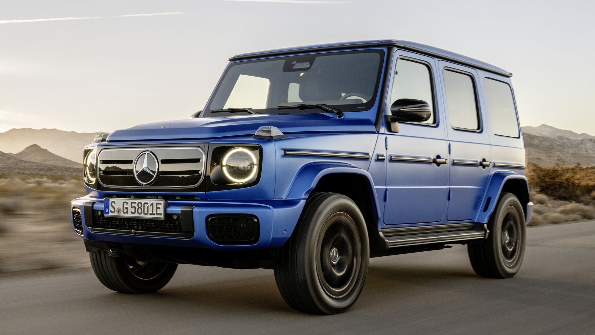 SUV điện Mercedes G 580 về Việt Nam: Giá từ 7,75 tỷ đồng, quay xe 360 độ, chạy 473km/sạc, có cả "hàng hiếm" Edition One - Ảnh 9
