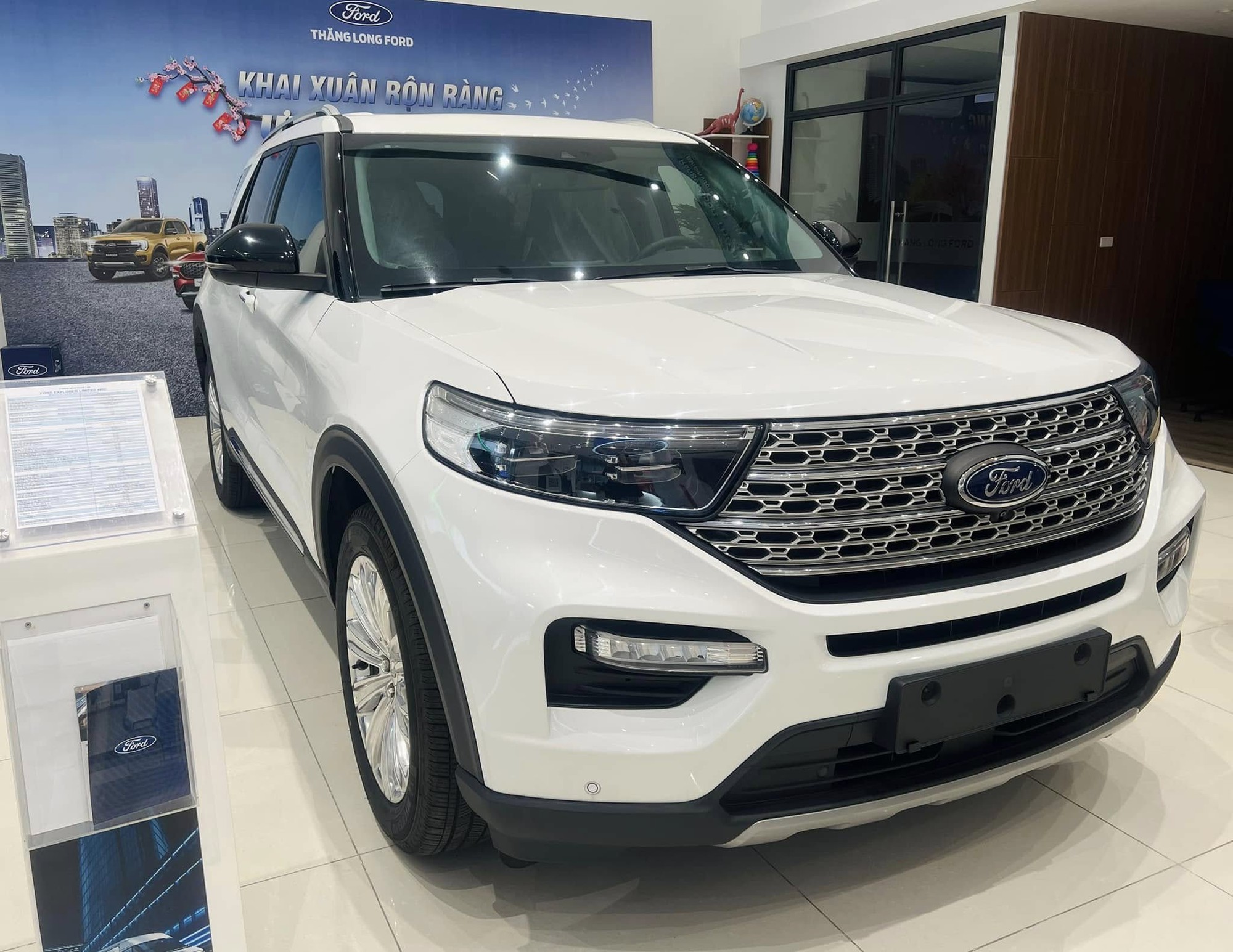 Loạt xe lọt top bán ít nhất dù ưu đãi cả trăm triệu đồng: Accord giảm ‘sốc’ vẫn khó 'bật', mu-X và Pajero Sport miệt mài xả hàng năm… 2023 - Ảnh 5