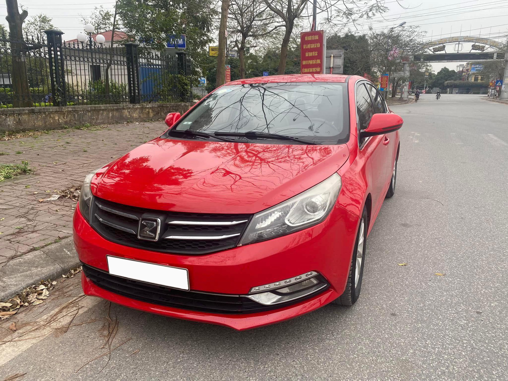 Mua mới gần 600 triệu đồng rồi rao bán rẻ bằng 1/3, chủ xe Trung Quốc vẫn bị CĐM chê: "Thôi giữ lại mà đi, con này chỉ đáng hơn 100 triệu thôi" - Ảnh 1