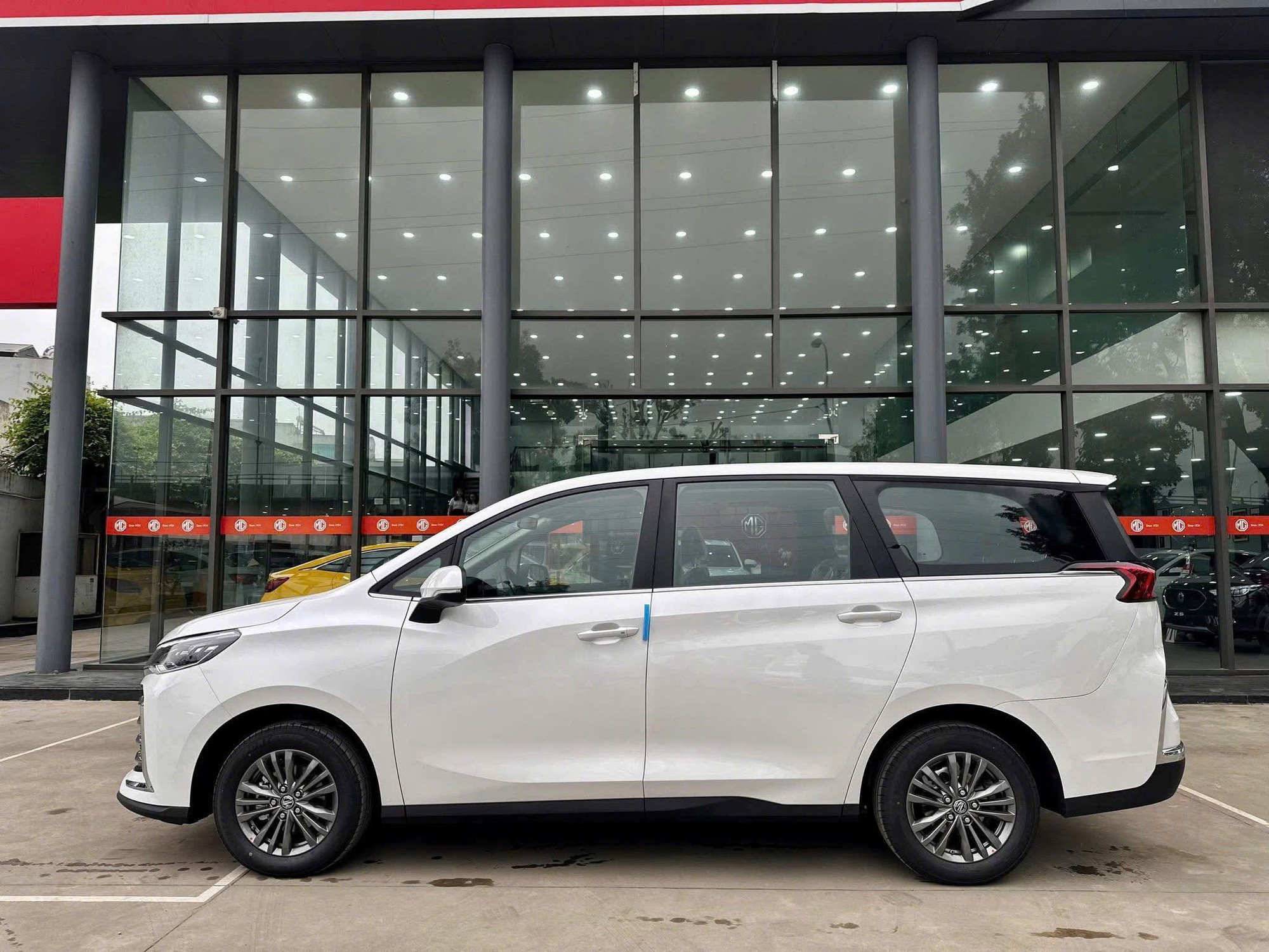 Ra mắt chưa được 1 tháng, MG G50 đã giảm giá 20-30 triệu đồng tại đại lý - Ảnh 3