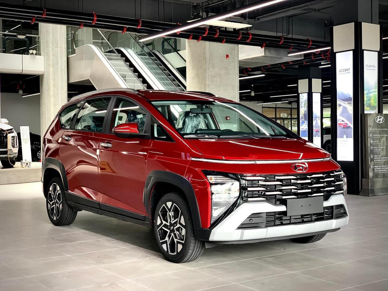 Đối thủ của Mitsubishi Xpander bất ngờ giảm mạnh còn 449 triệu đồng - rẻ ngang Grand i10 - Ảnh 2