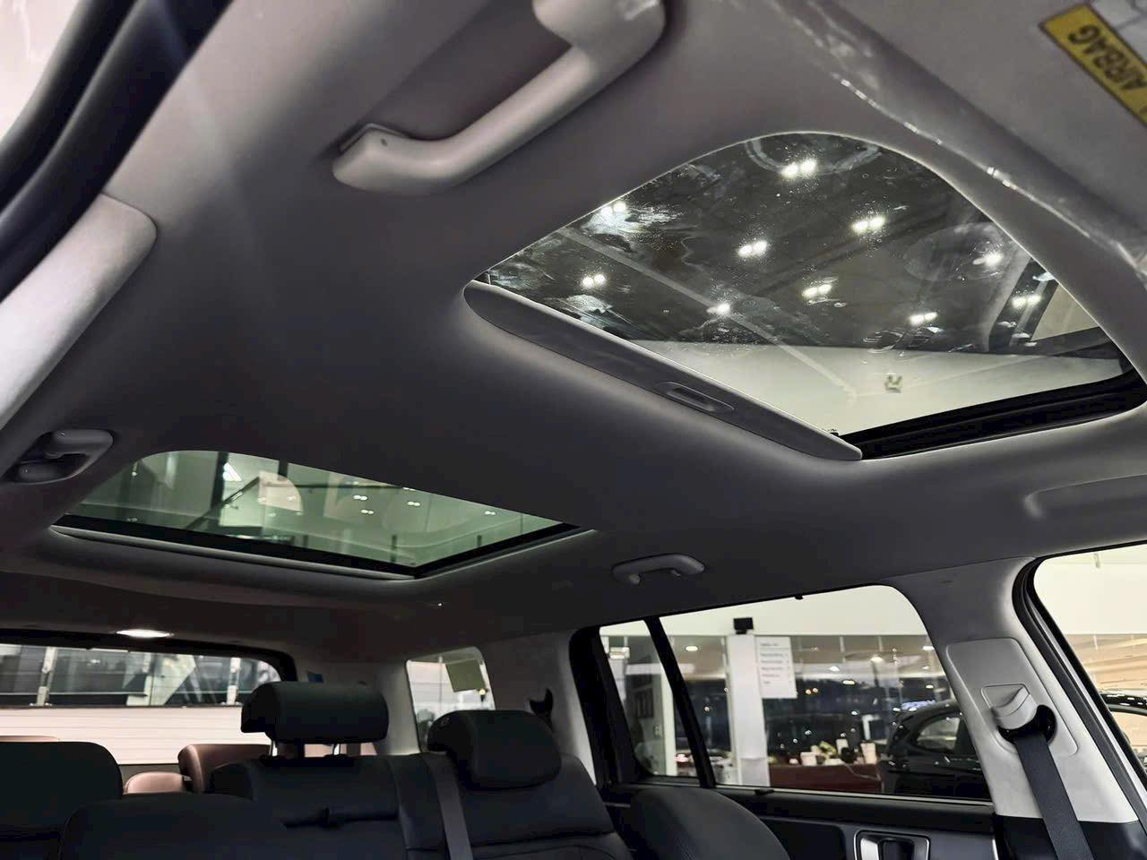 Hyundai Santa Fe "dọn kho" giảm giá 145 triệu đồng tại đại lý: Bản tầm trung còn từ 1,12 tỷ, thêm lựa chọn giá rẻ hơn Everest nhưng phải đánh đổi một thứ khi bán lại - Ảnh 10