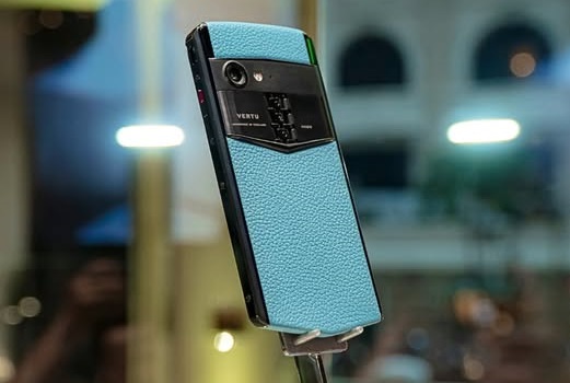 Đắt gấp 5 lần iPhone, điện thoại 160 triệu đồng sắp về tay giới thượng lưu Việt xịn cỡ nào? - Ảnh 3