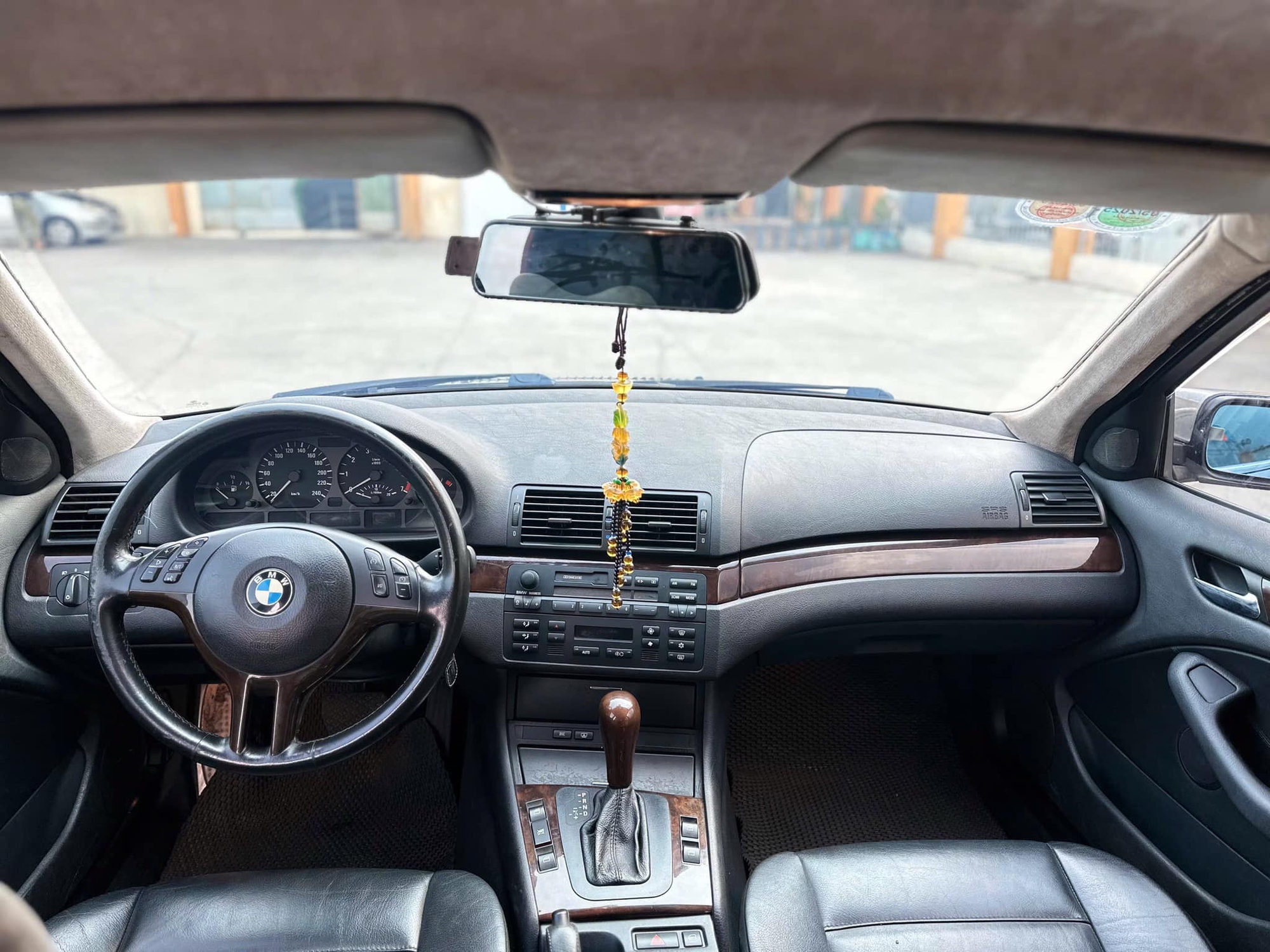 Rao một cặp BMW 325i giá từ 150 triệu đồng/chiếc, người bán chia sẻ: ‘Đi một năm không cần sửa’ - Ảnh 3