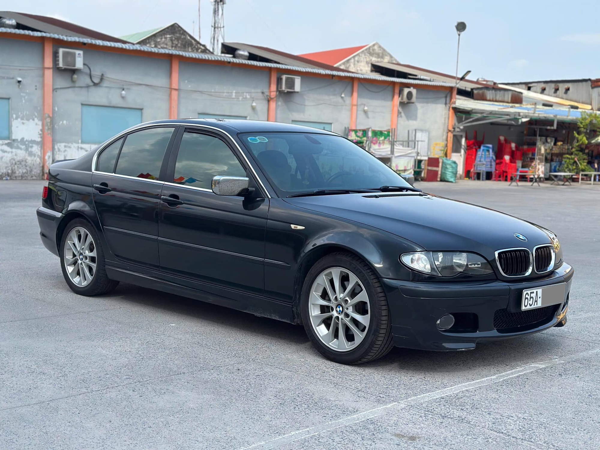 Rao một cặp BMW 325i giá từ 150 triệu đồng/chiếc, người bán chia sẻ: ‘Đi một năm không cần sửa’ - Ảnh 1