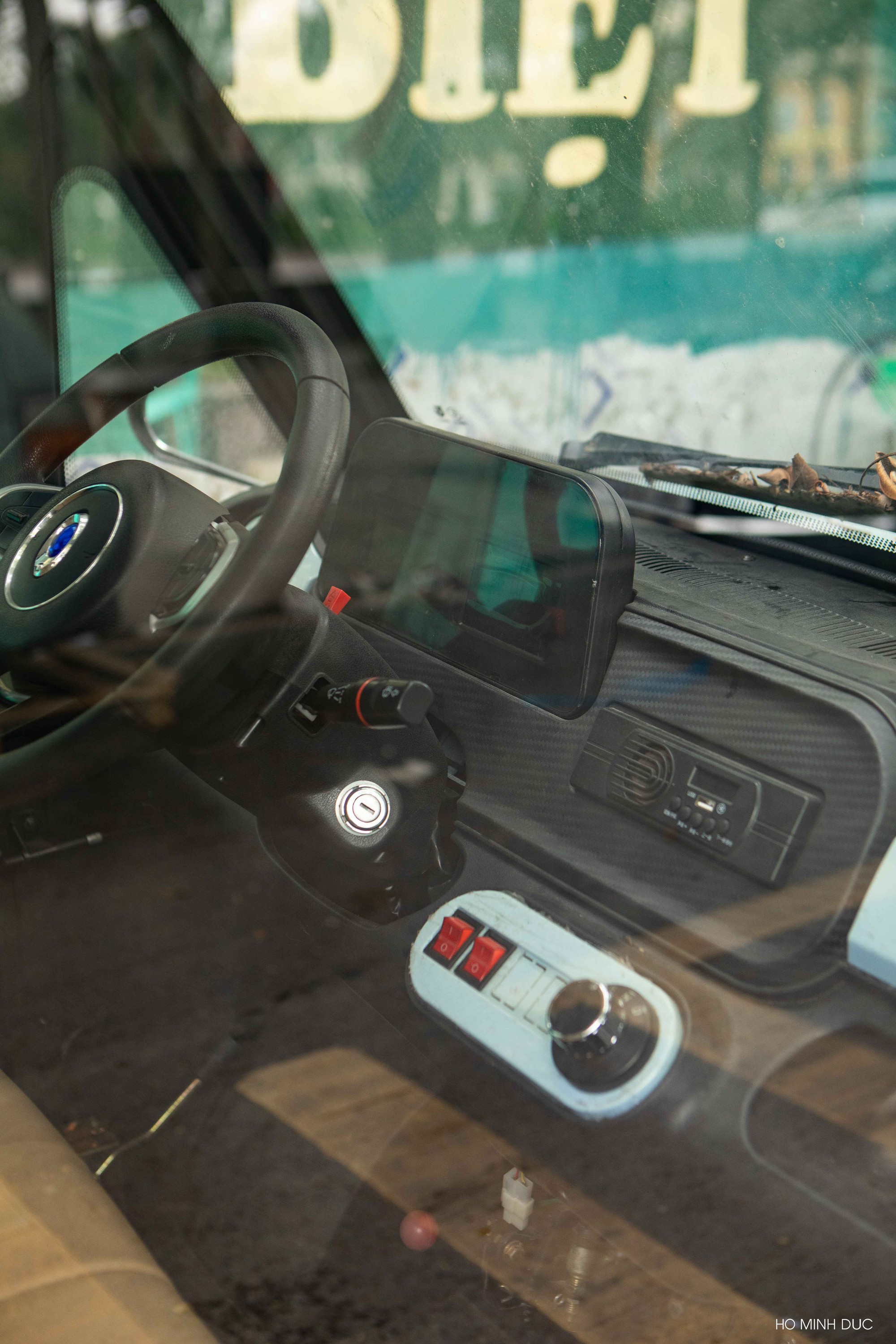 Xuất hiện ở Hà Nội chiếc ô tô mang biển vàng ngang giá Honda Air Blade: Có gì tiện nghi, đi nhanh cỡ nào? - Ảnh 8