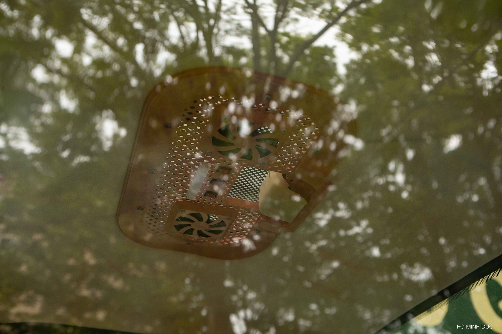 Xuất hiện ở Hà Nội chiếc ô tô mang biển vàng ngang giá Honda Air Blade: Có gì tiện nghi, đi nhanh cỡ nào? - Ảnh 10