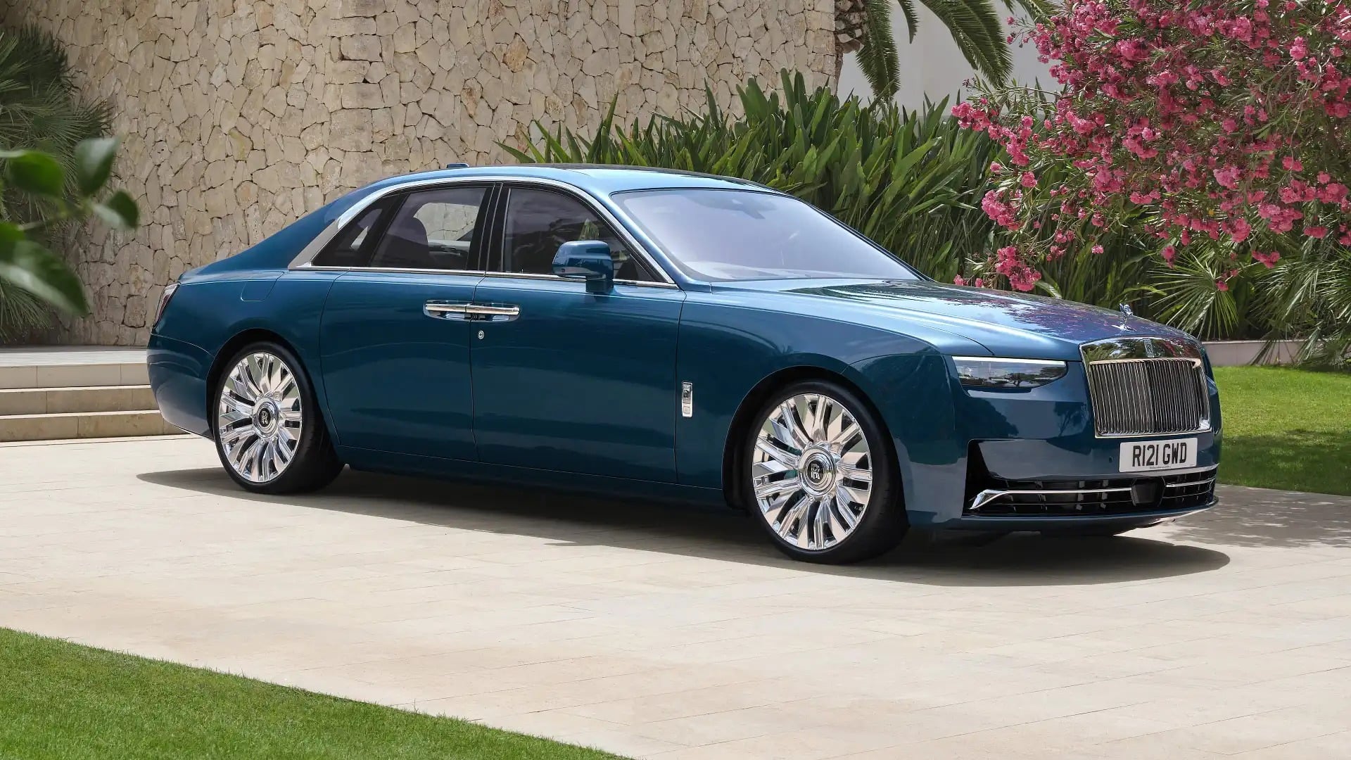 Rolls-Royce Ghost Series II lộ diện tại Việt Nam: Diện mạo khác, có option tốn thêm 20 giờ chế tác thủ công, ra mắt ngay tuần sau - Ảnh 4