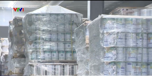 Cận cảnh đường dây làm giả gần 600 loại sữa dành cho trẻ sinh non, thiếu tháng, phụ nữ có thai... thu lợi gần 500 tỷ đồng - Ảnh 3