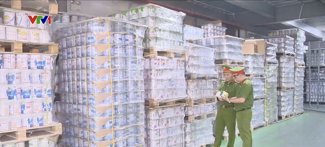 Cận cảnh đường dây làm giả gần 600 loại sữa dành cho trẻ sinh non, thiếu tháng, phụ nữ có thai... thu lợi gần 500 tỷ đồng - Ảnh 4