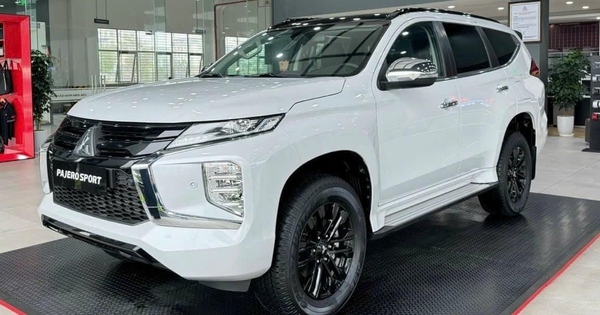 Loạt xe lọt top bán ít nhất dù ưu đãi cả trăm triệu đồng: Accord giảm ‘sốc’ vẫn khó 'bật', mu-X và Pajero Sport miệt mài xả hàng năm… 2023
