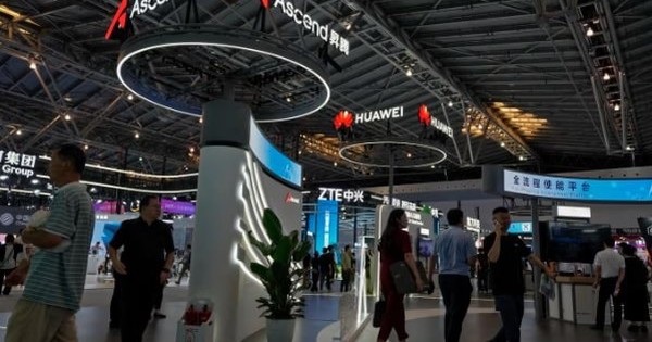 Không gì là không thể: Sau hệ điều hành 'cây nhà lá vườn', Huawei sắp ra mắt chip mới, tuyên bố mạnh ngang ngửa chip của Nvidia