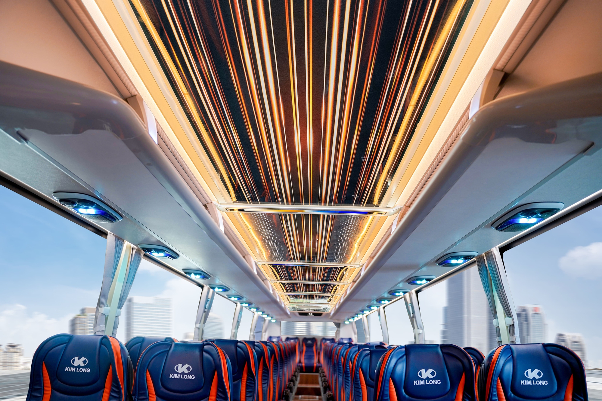 200 xe buýt điện 'made in Vietnam' lần đầu tiên được xuất khẩu sang Hàn Quốc - Ảnh 2