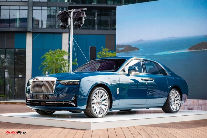 Ra mắt Rolls-Royce Ghost Series II giá từ 34,9 tỷ đồng: ‘Thảm bay’ của giới đại gia Việt - Ảnh 2